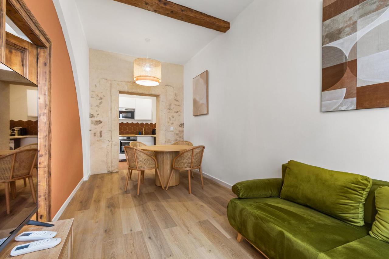 Le Patio De Suzanne Apartment มงต์เปอลิเยร์ ภายนอก รูปภาพ