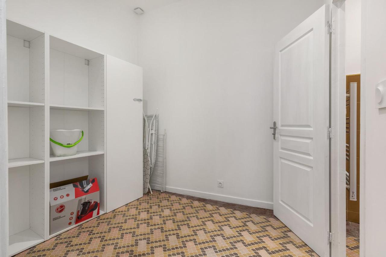 Le Patio De Suzanne Apartment มงต์เปอลิเยร์ ภายนอก รูปภาพ