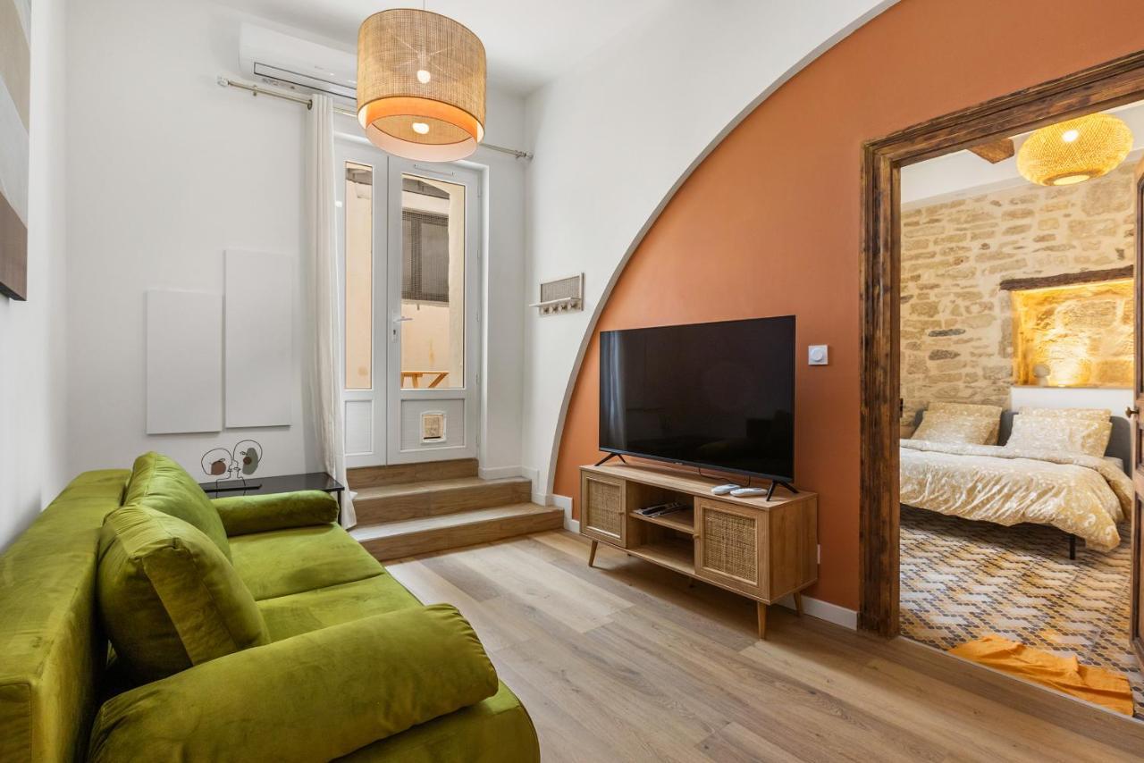 Le Patio De Suzanne Apartment มงต์เปอลิเยร์ ภายนอก รูปภาพ