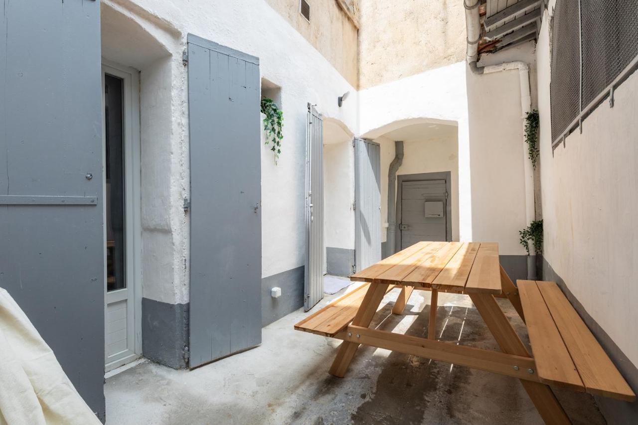 Le Patio De Suzanne Apartment มงต์เปอลิเยร์ ภายนอก รูปภาพ
